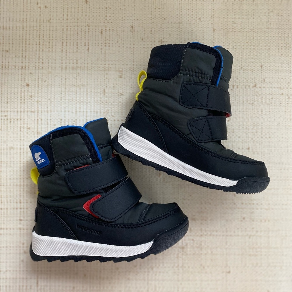Sorel winter boots. Toddler size 6. Pristine condition.